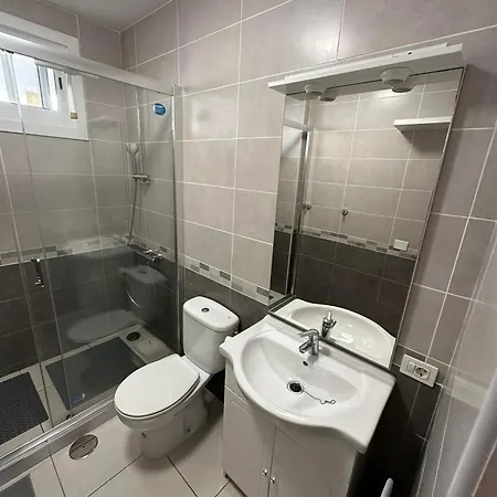Brisas Seaview - * Адехе